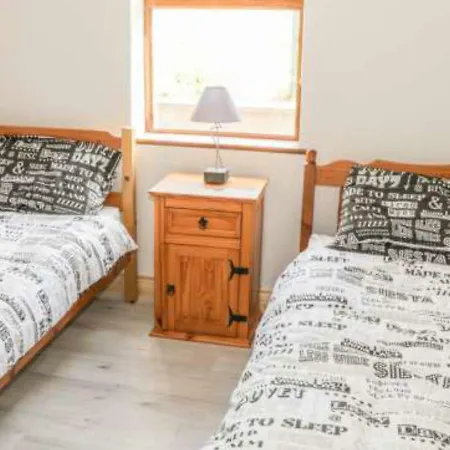 Апартаменты Reek View - Two Bedroom